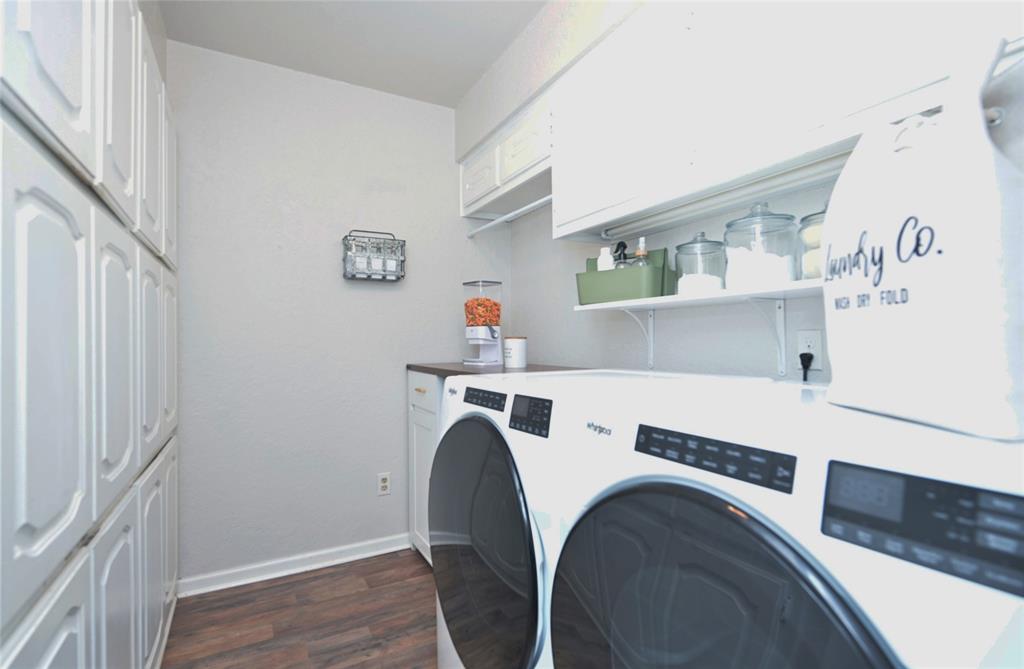 Decordova Bend Estate - Residential