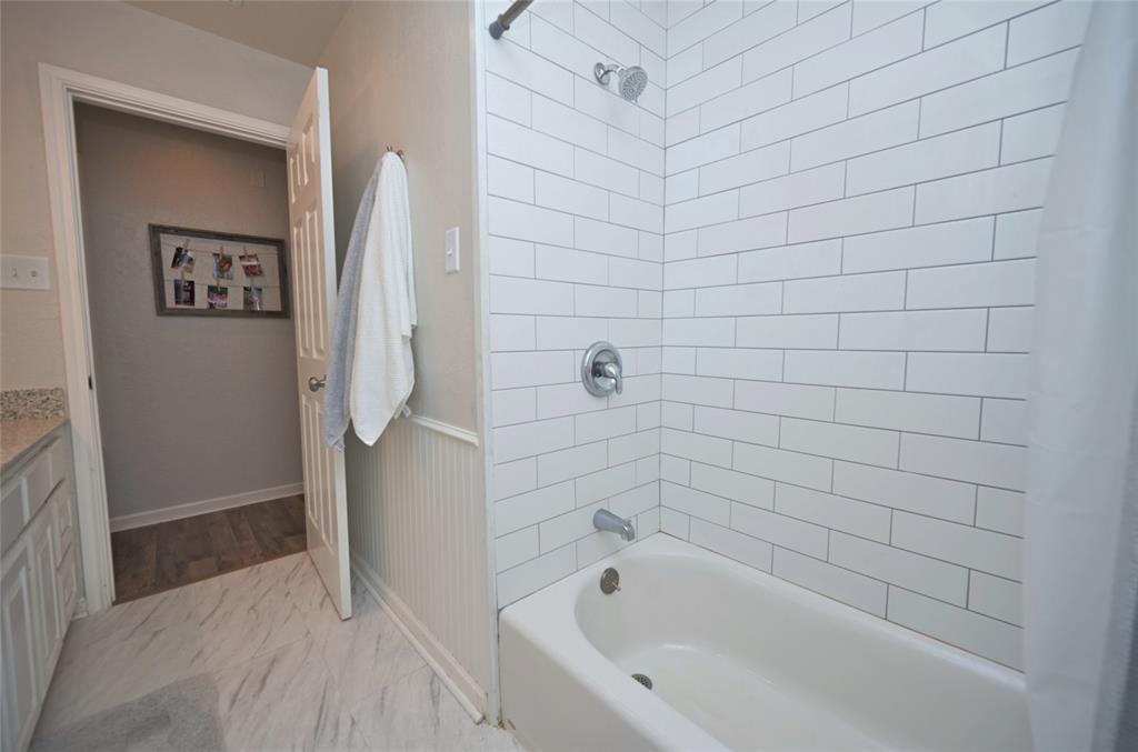 Decordova Bend Estate - Residential