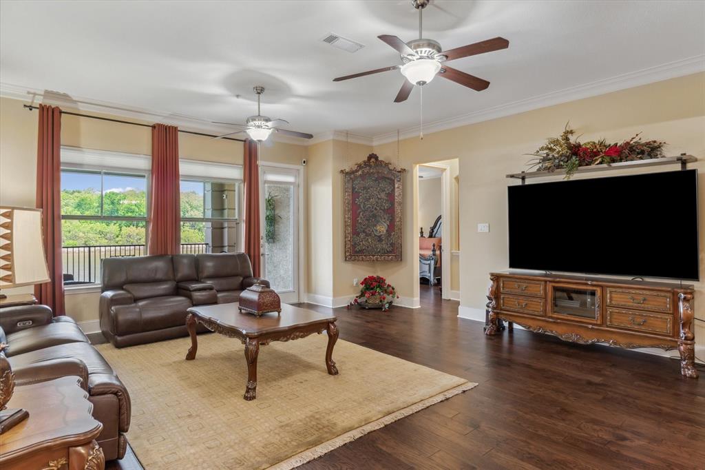 3351 Cascades Court 306