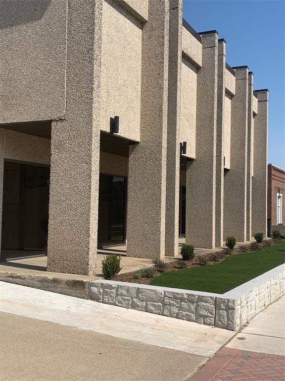 Lucas E O Add - Commercial Lease