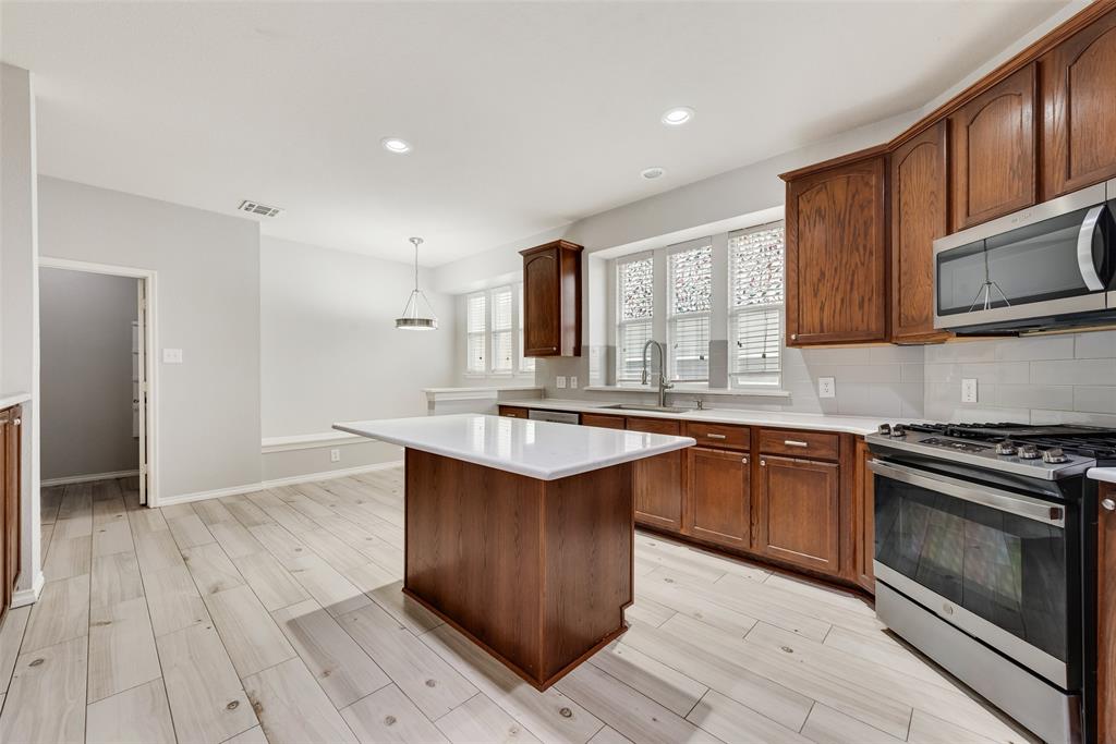 1108 Hayden Lane