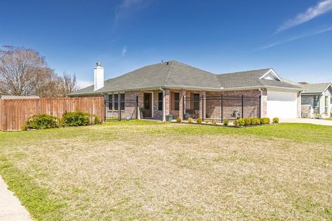 Photo of 108 RED CLOUD Drive, Greenville, TX 75402 (MLS # 21215392)