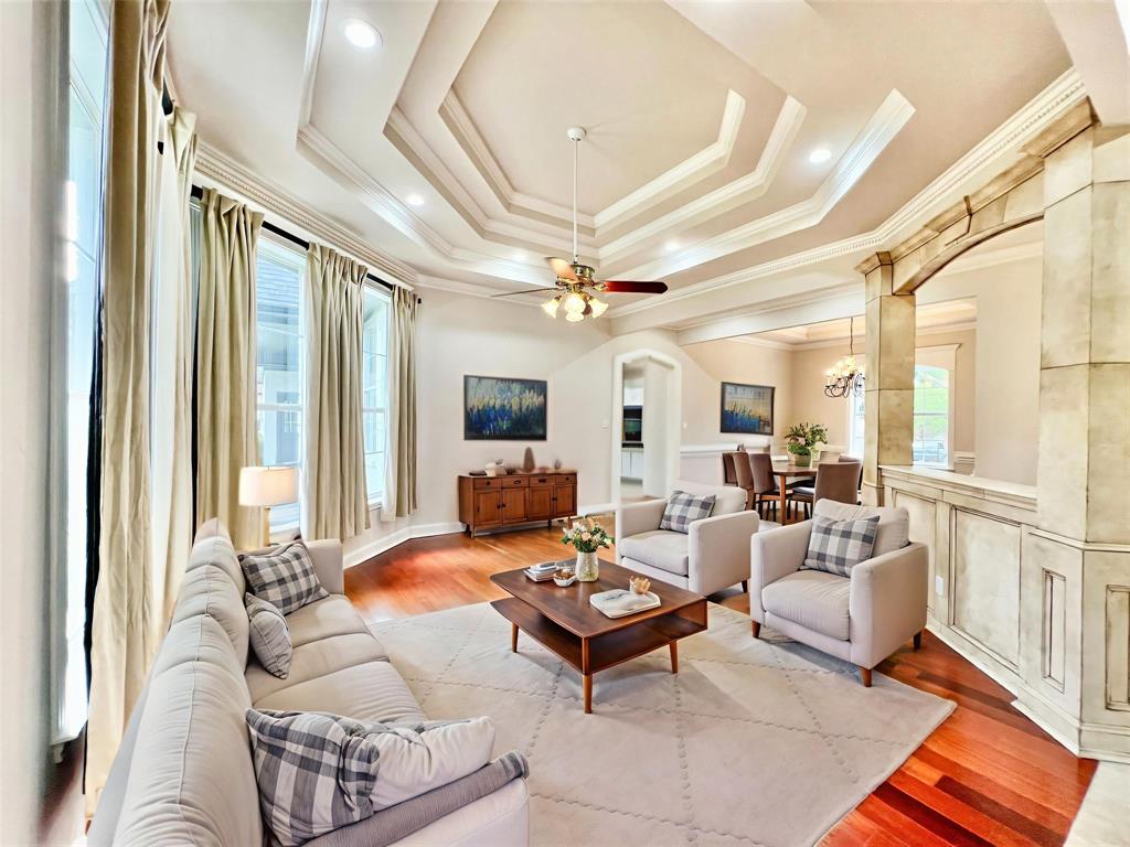 1016 Santiago Trail