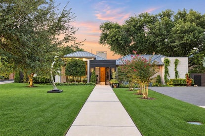 4745 Crooked Ln – Investment Home
