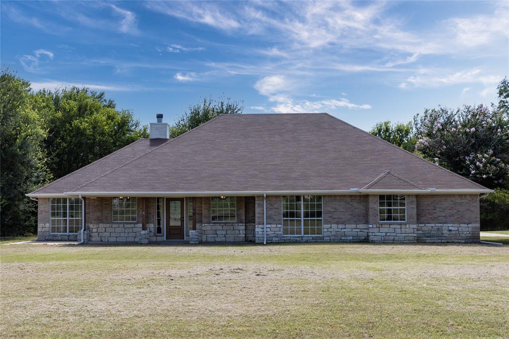 Photo 1 of 33 of 4041 & 4043 County Road 2596 house