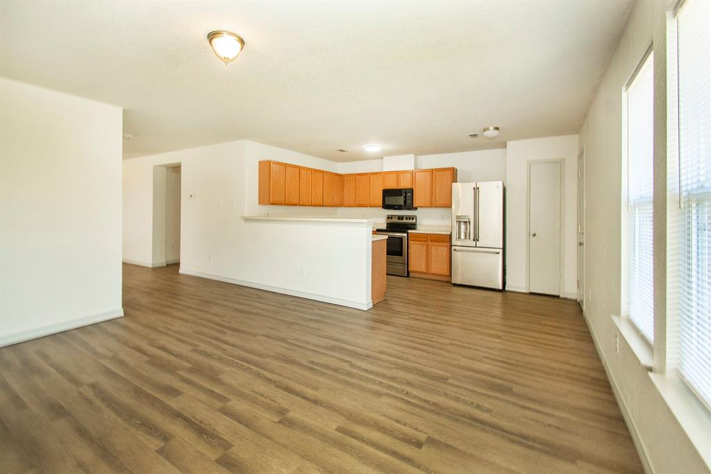 2460 Arroyo Springs Drive