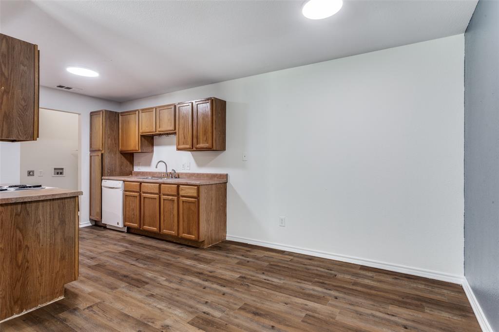 Broadmoor Add - Residential Lease