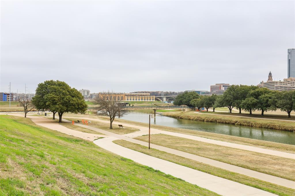 Lexington Square Twnhms Add - Residential Lease