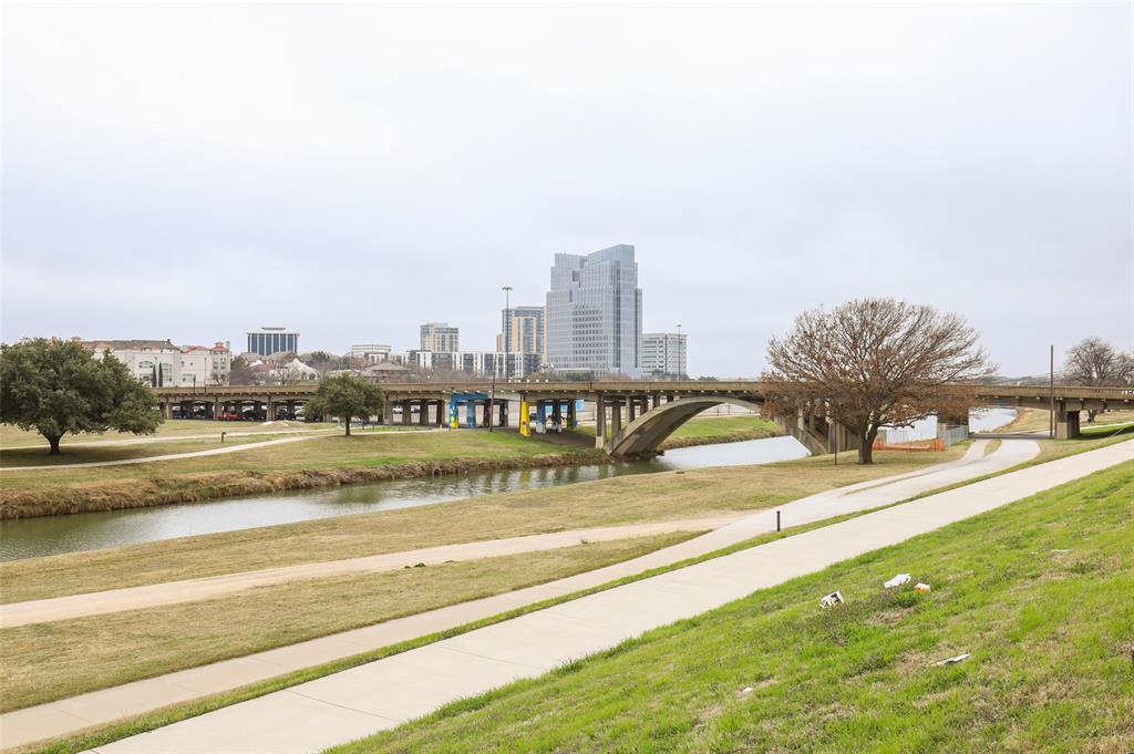 Lexington Square Twnhms Add - Residential Lease