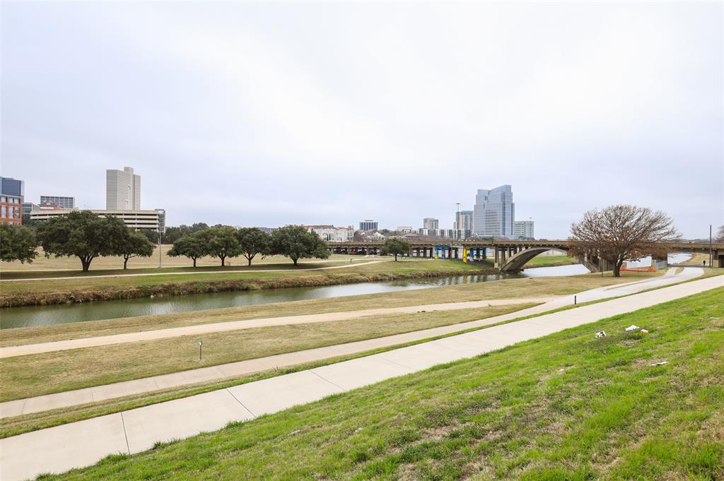 Lexington Square Twnhms Add - Residential Lease