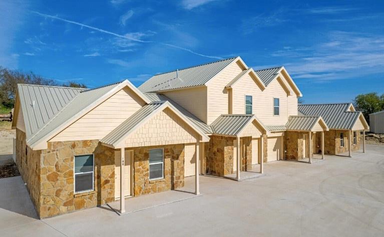 Day 2 Day Bus Park Ph 2 - Residential Lease