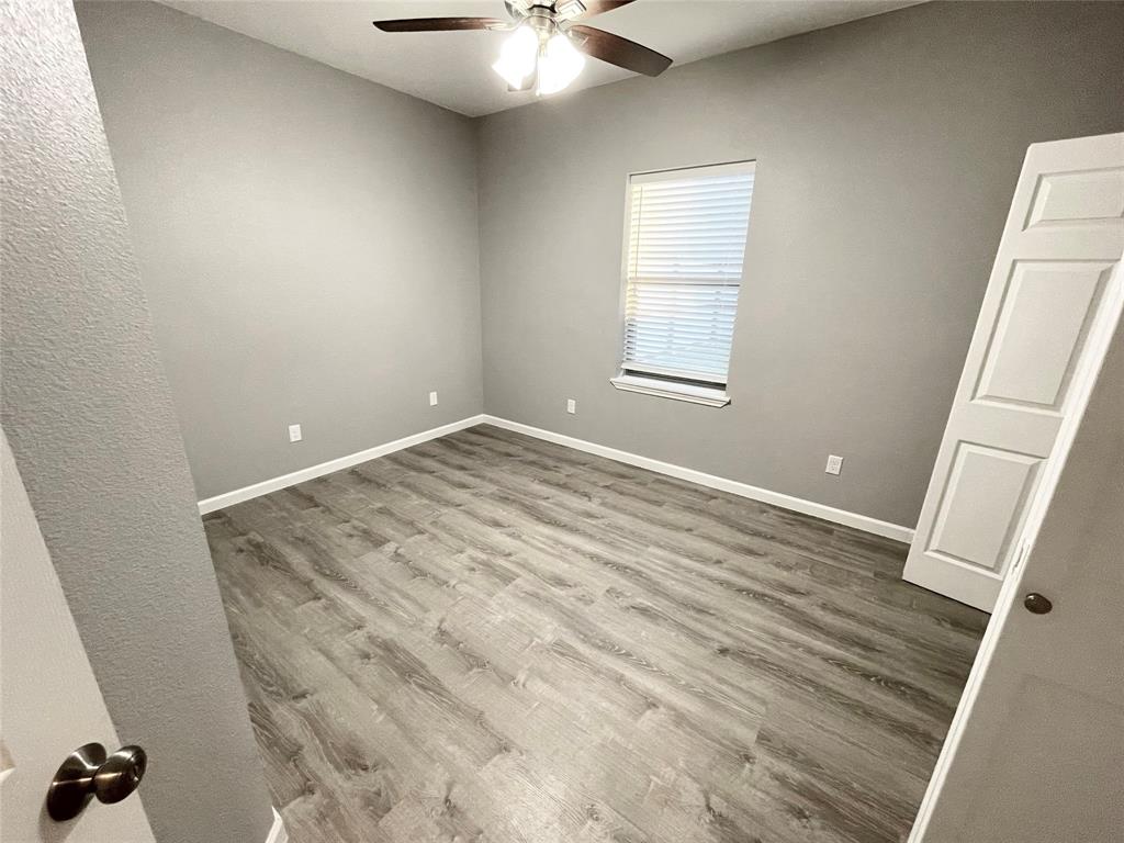 Day 2 Day Bus Park Ph 2 - Residential Lease