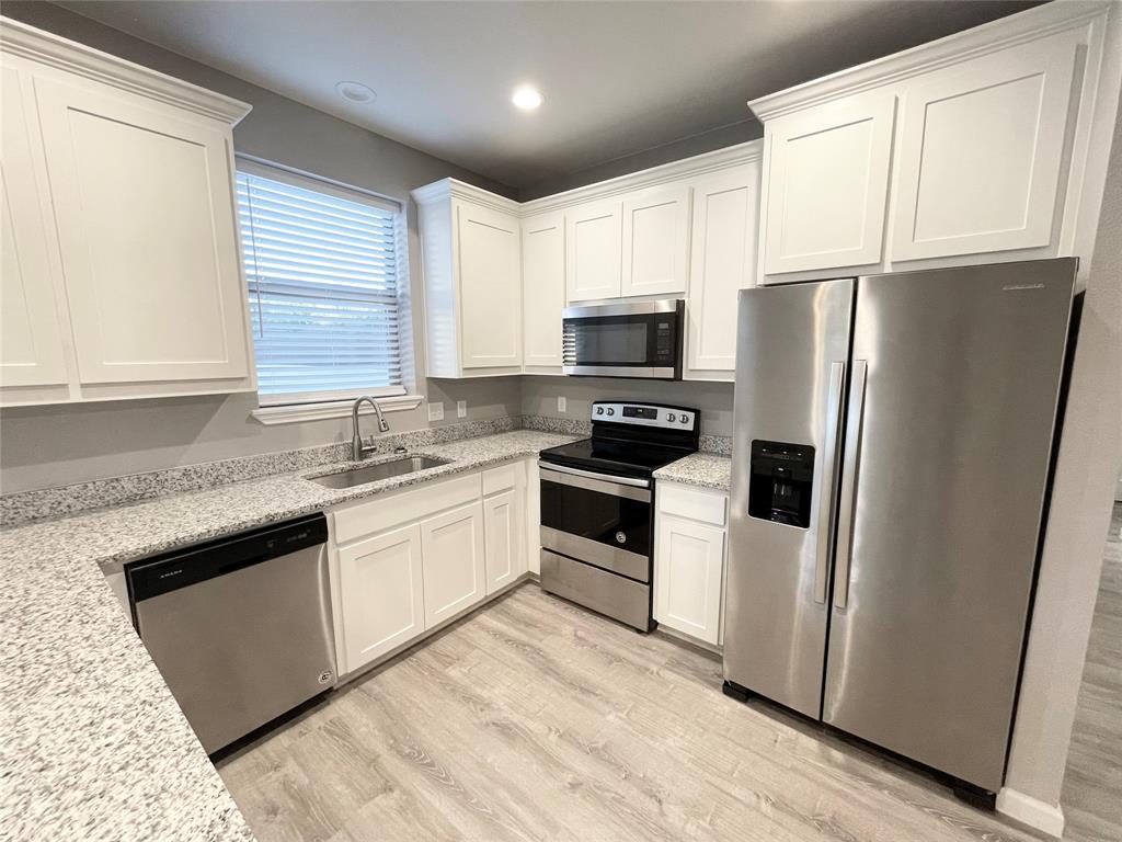 Day 2 Day Bus Park Ph 2 - Residential Lease