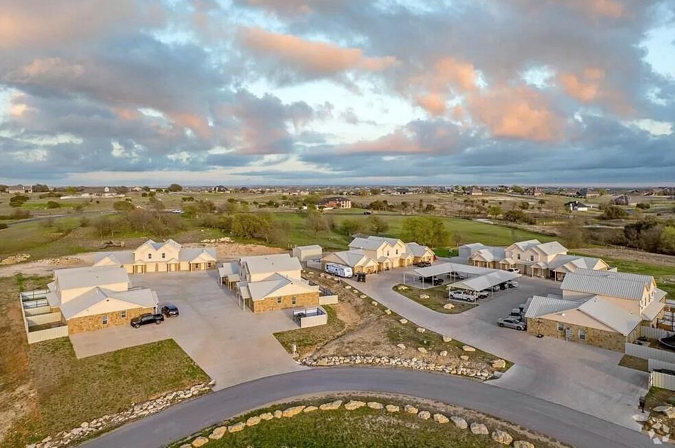 Day 2 Day Bus Park Ph 2 - Residential Lease