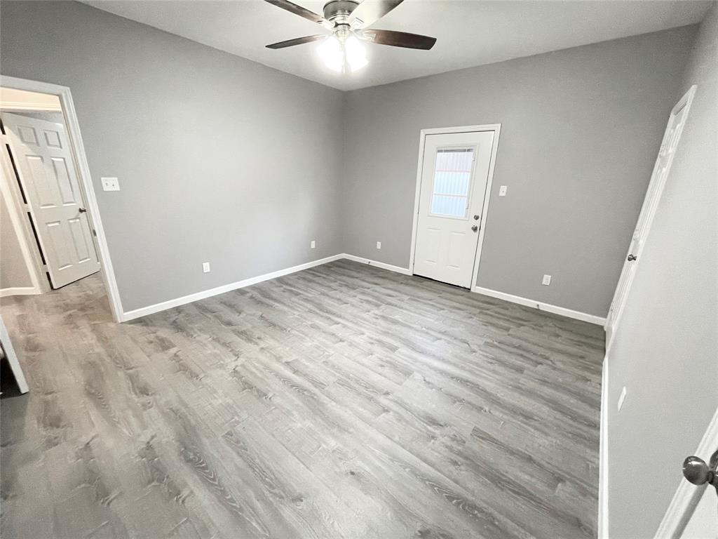 Day 2 Day Bus Park Ph 2 - Residential Lease