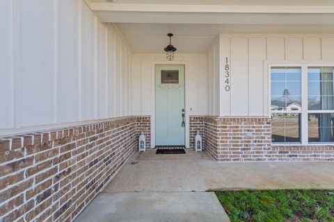 A home in Lindale