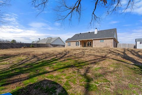 A home in Lindale