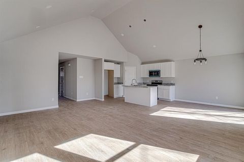 Tiny photo for 6620 Chapel Lane, Lake Worth, TX 76135 (MLS # 21100175)