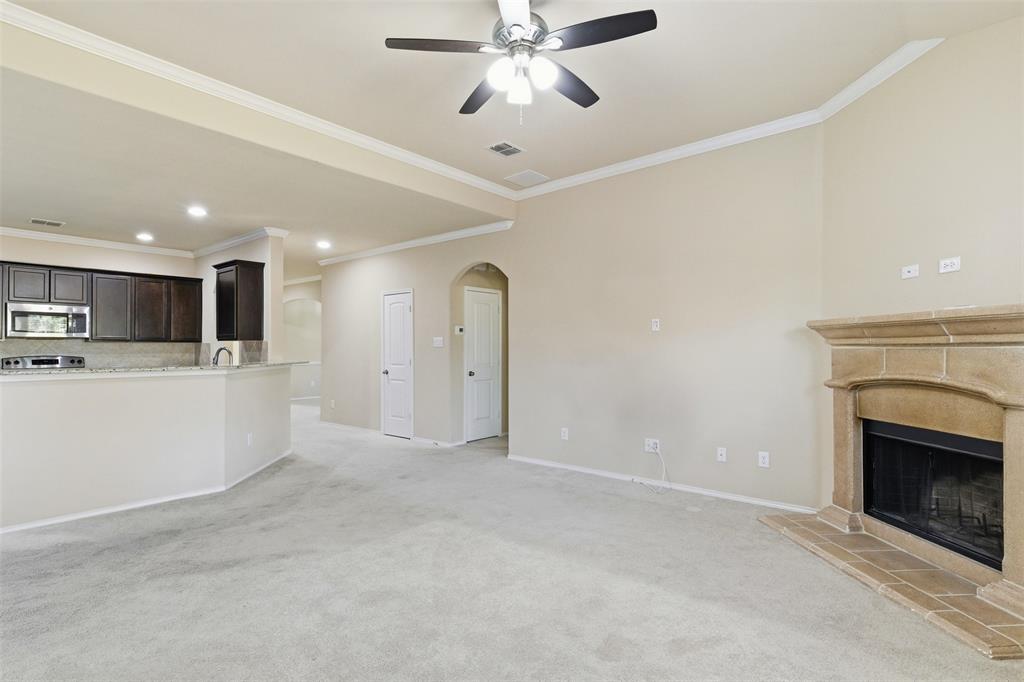 8121 Black Hills Trail