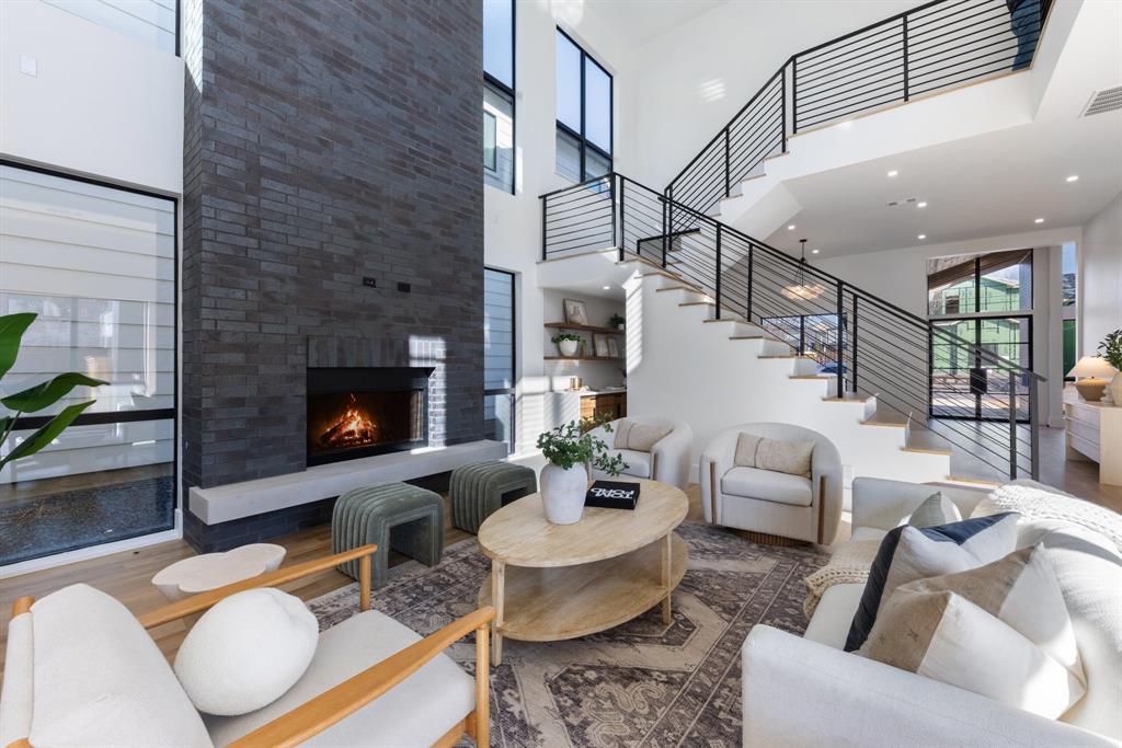 Ross Ave Annex - Residential