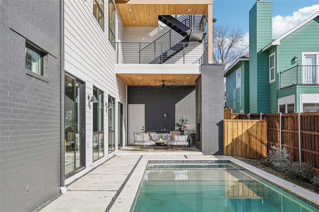 Ross Ave Annex - Residential