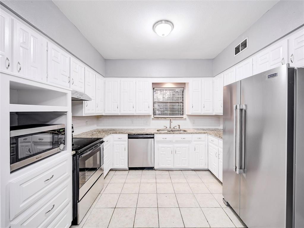 8943 Camfield Way 8943-8945