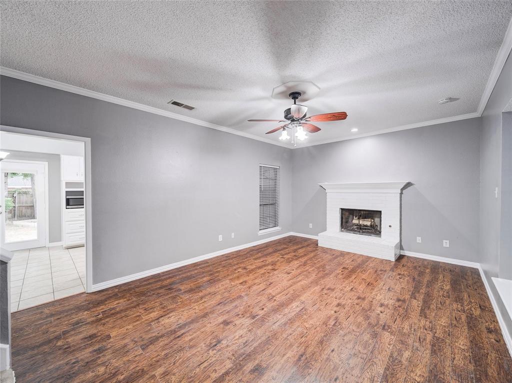 8943 Camfield Way 8943-8945