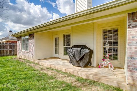 Tiny photo for 10400 Marigold Road, Waco, TX 76708 (MLS # 21201327)