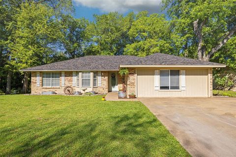 208 Rolling Hills Lane Farmersville TX 75442