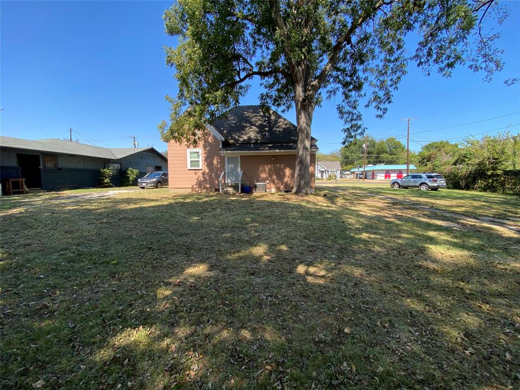 416 W Palestine Avenue