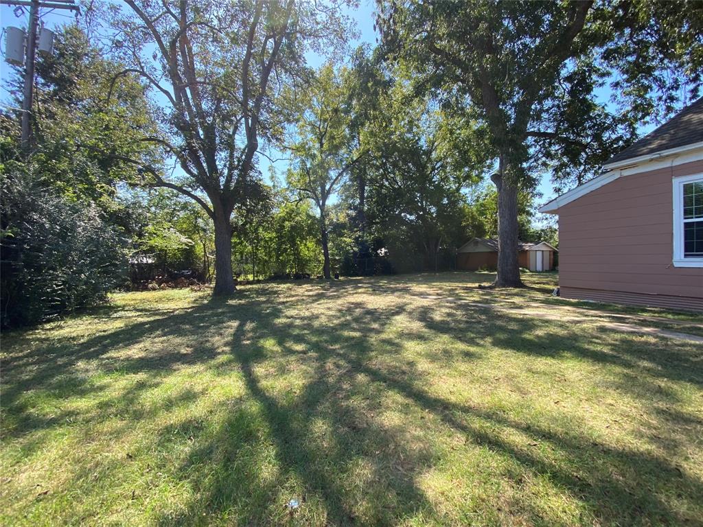 416 W Palestine Avenue