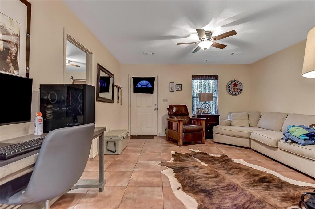 new - Residential Lease