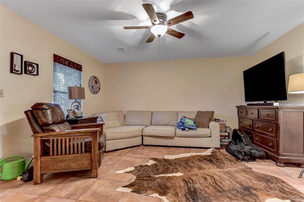 new - Residential Lease