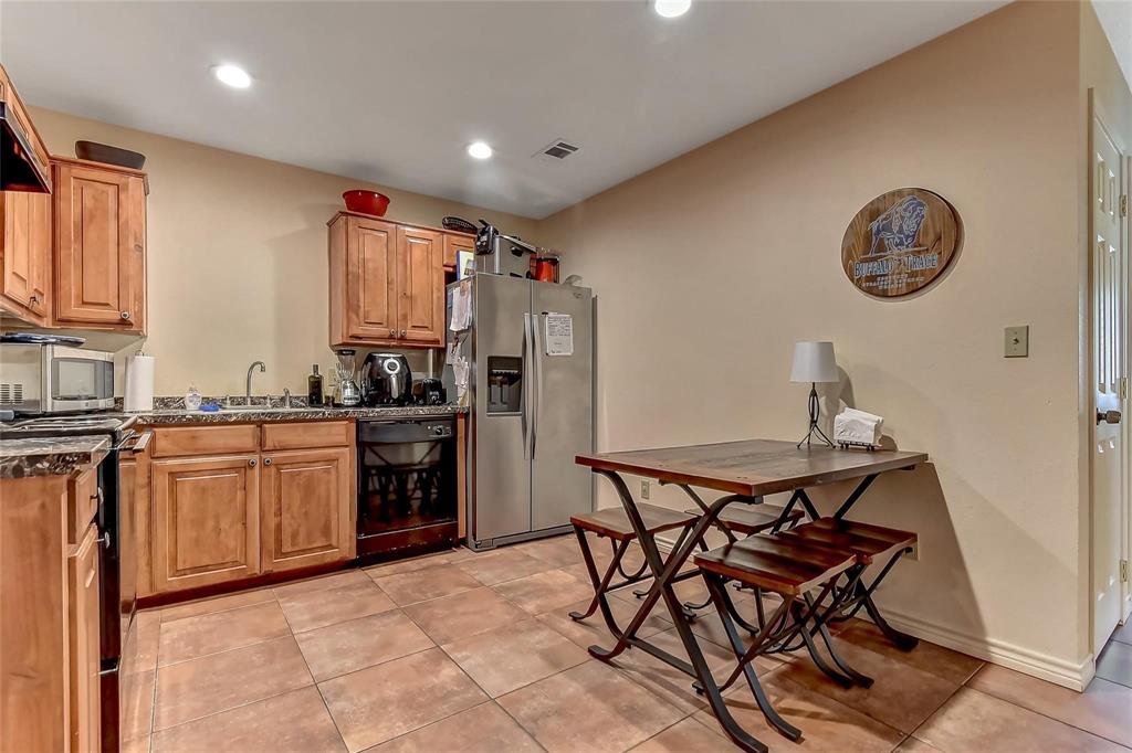 new - Residential Lease