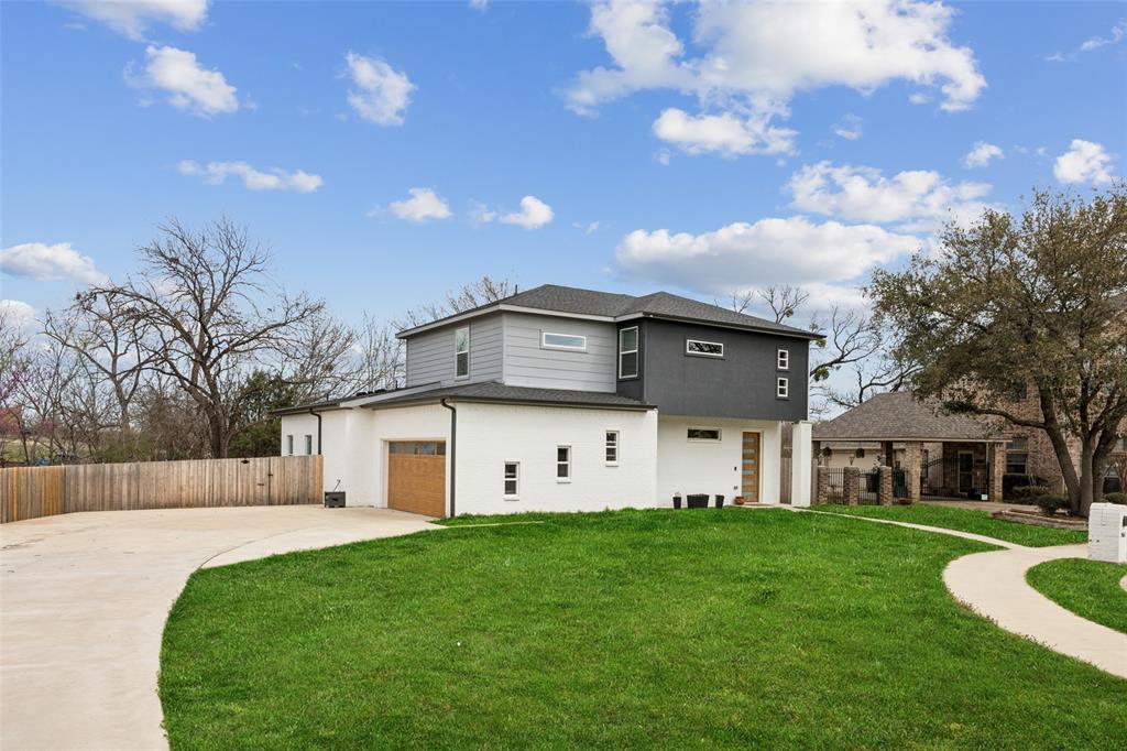 7651 Woodberry Court