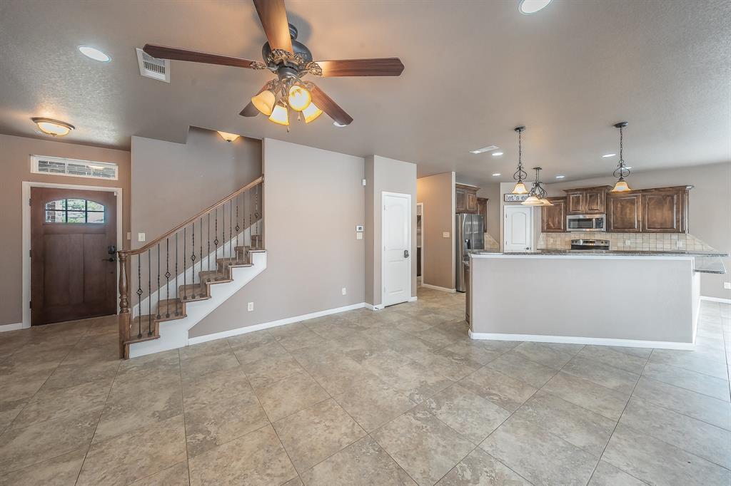 405 Edgewood Terrace