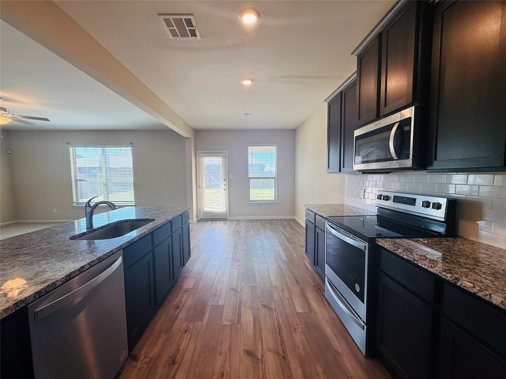 Lasater Ranch-Ph 3 - Residential Lease