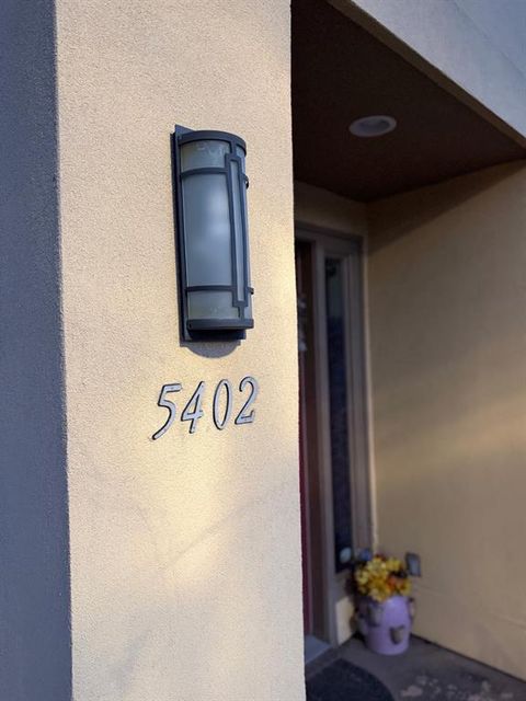 Photo of 5402 Bexar Street, Dallas, TX 75215 (MLS # 21197654)