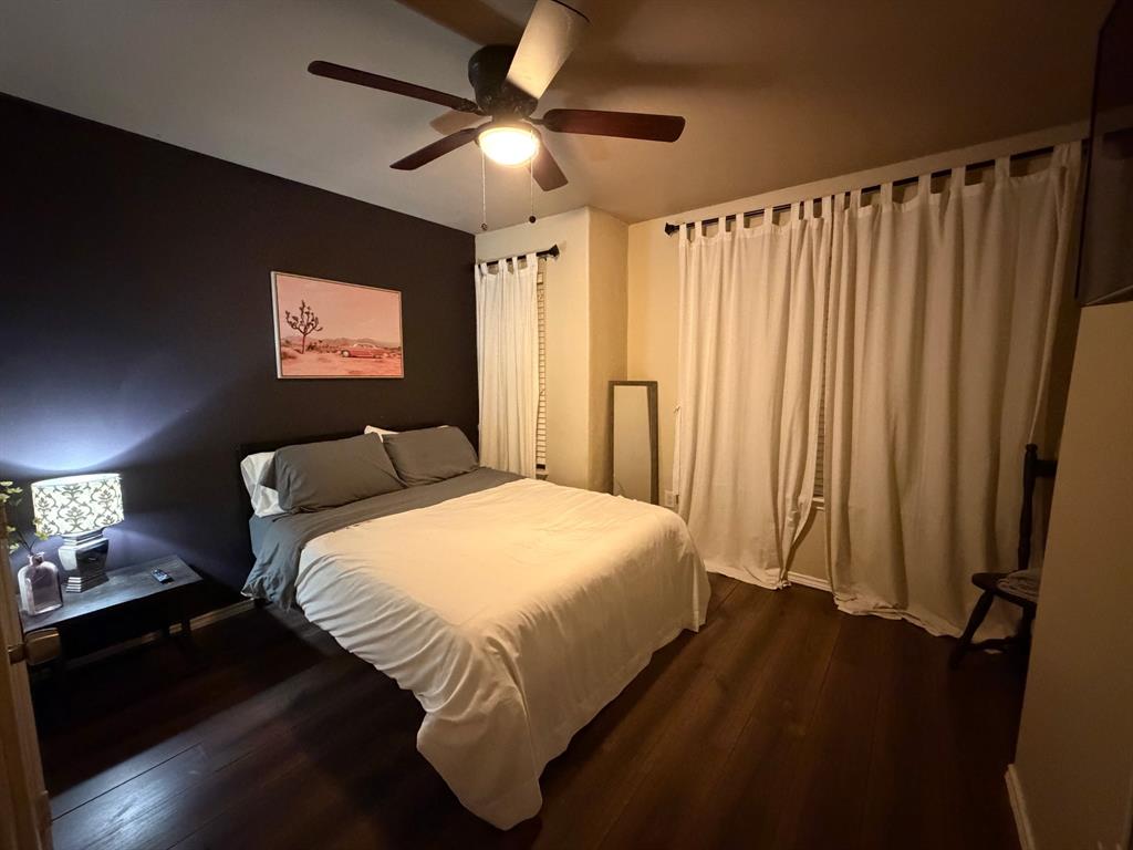 Bexar Street North Twnhms 01 - Residential