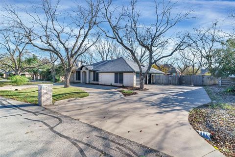 A home in Granbury