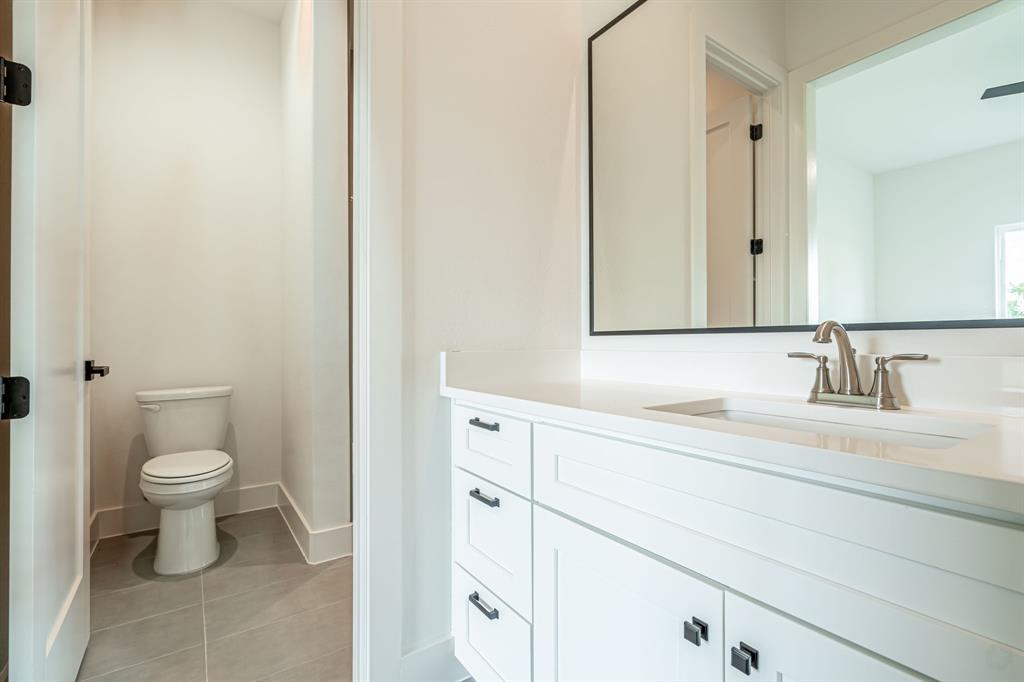 Modern Oaks - Residential