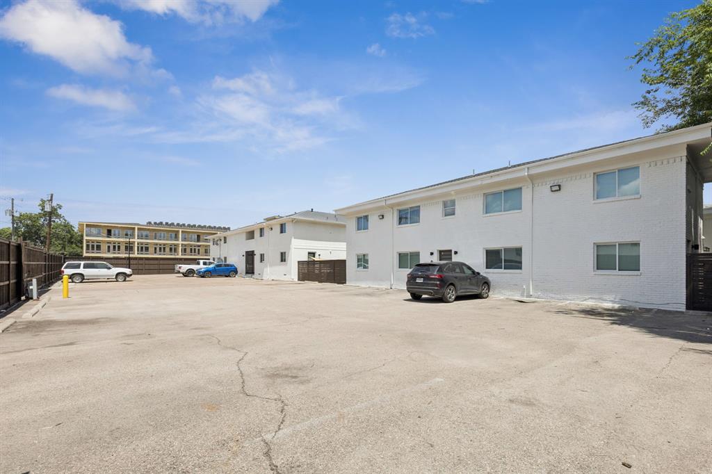 College Hill - Residential Income