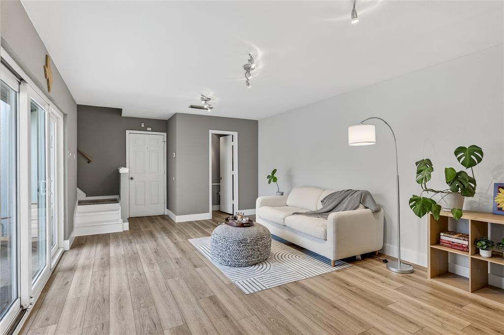 Walnut Hill North Terrace - Residential