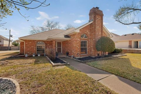 1110 Shady Oak Trail Mansfield TX 76063