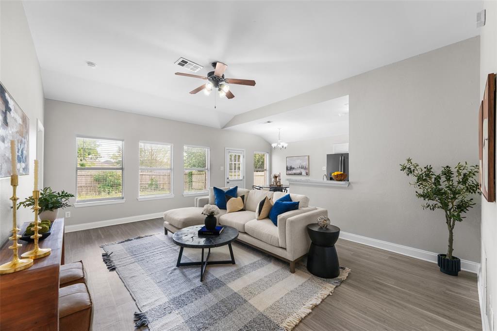 2408 Castle Ridge Drive