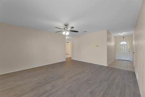 Tiny photo for 628 Kevin Circle, Mesquite, TX 75149 (MLS # 21155736)
