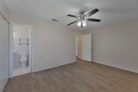 Tiny photo for 628 Kevin Circle, Mesquite, TX 75149 (MLS # 21155736)