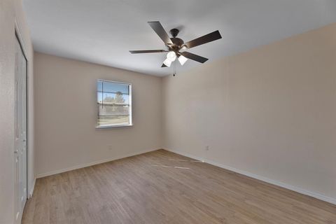 Tiny photo for 628 Kevin Circle, Mesquite, TX 75149 (MLS # 21155736)