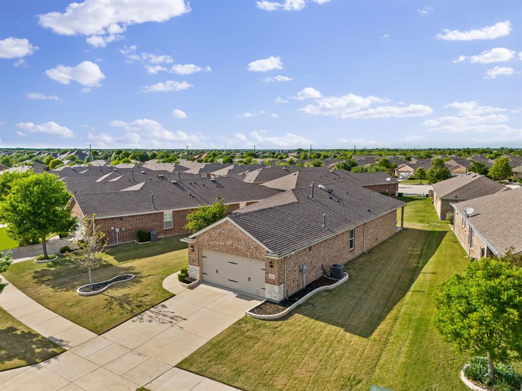 Frisco Lakes By Del Webb Villa - Residential