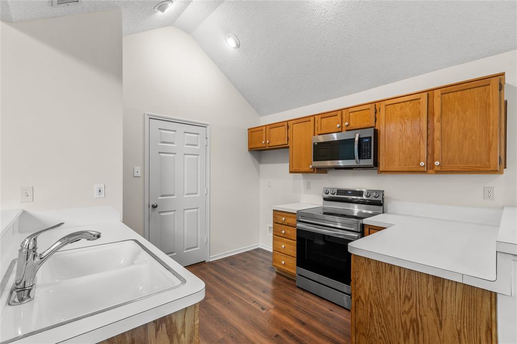 Highland Oaks - Residential